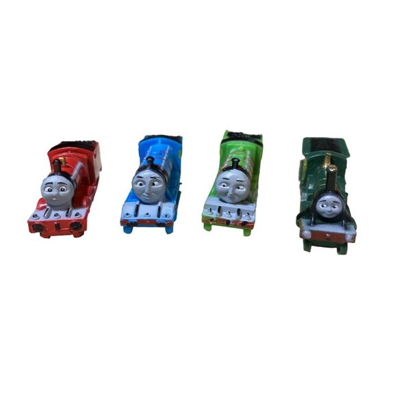 Thomas the Tank Engine Train & Friends  Plastic Cake Toppers - Picture 1 of 10